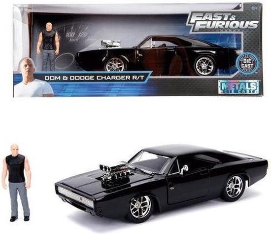 Jada Toys 253205000 - Fast & Furious Dom's 1970 Dodge Charger Street, auto, tuning-model op schaal 1:24, te openen deuren, kofferbak &afneembare motorkap, vrijloop,incl.Dominic Toretto figuur, zwart