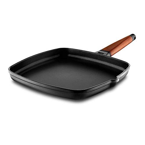Castey 5-P22 braadpan met afneembaar houten handvat, 22 x 22 cm, gegoten aluminium en hout, meerkleurig
