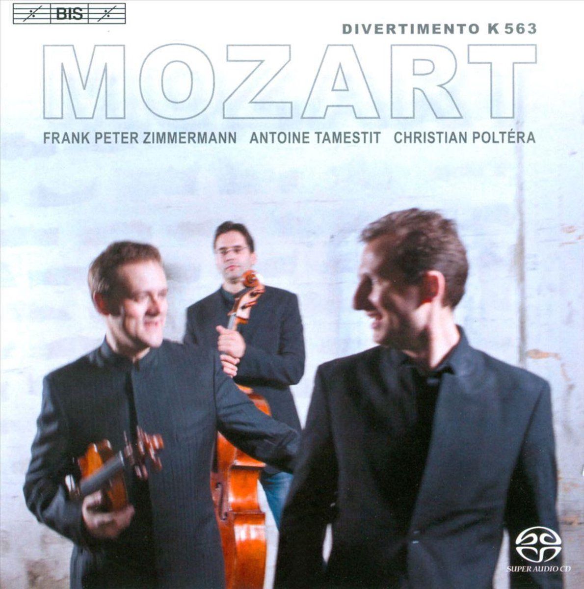OUTHERE Mozartdivertimento