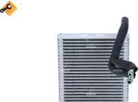 NRF Condensator voor de airconditioning van een Ford Fiesta Mk VI, bouwjaar 2008 en later