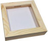 Playwood Houten Spaarpot Plexiglas met Witte Achterkant Middel