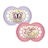 MAM Originele fopspeen voor baby's vanaf 6 maanden, mat roze, nacht, 2 | Lichtgevend in het donker met een symmetrische, platte en flexibele speen van Skin Soft siliconen, gemakkelijk te accepteren
