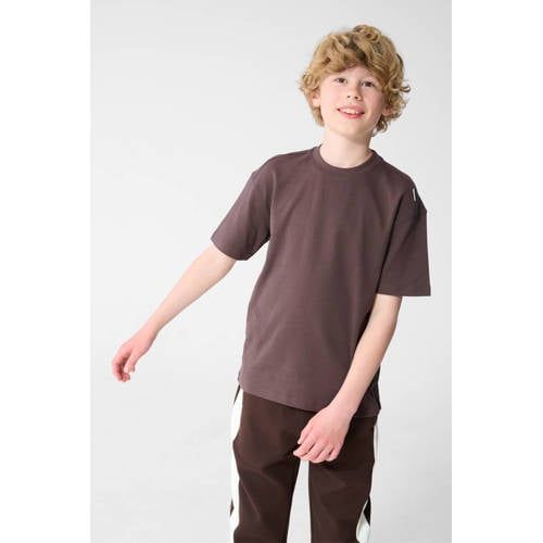 Shoeby T-shirt - donkerbruin Jongens Stretchkatoen Ronde hals Effen - maat 134/140