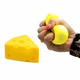 Dino Toys Jono Toys Cheese Squishy – Zachte Stressbal Fidget Toy – Slow Rising – Geel