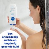 NIVEA Douchecrème Soft - 3 x 250 ml - Voordeelverpakking