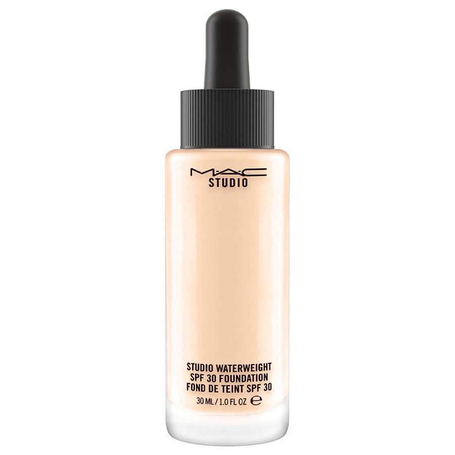 MAC NC15 Studio Waterweight SPF30 Foundation 30 ml