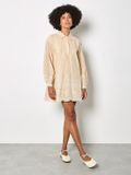 Apricot Katoenen swing-minijurk met broderie anglaise