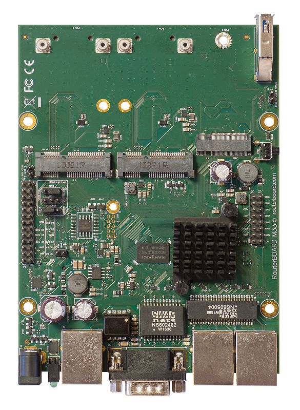 MikroTik RBM33G - Bedrade Router - Zwart/Grijs/Groen