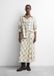 comma s.Oliver Rok 38 Beige