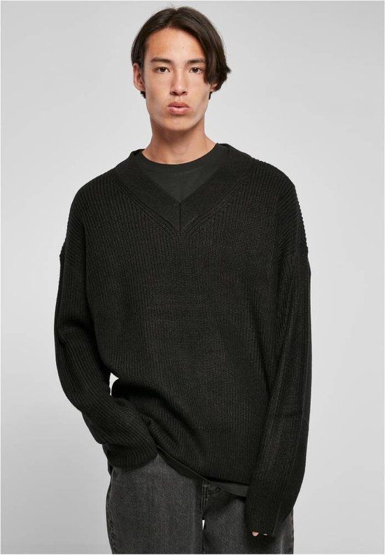 Urban Classics V-Neck Sweater - Men - Black - Size L