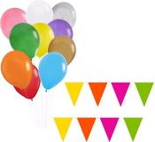Folat Verjaardag ballonnen 50x stuks met 2x gekleurde vlaggenlijnen