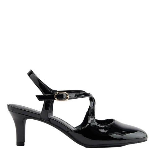 Graceland Black Lak Pumps