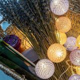 GuirLED Provence LED lichtsnoer met 24 katoenen decoratieve bollen