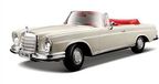 Maisto Mercedes-Benz 280SE 1967 1:18 Creme 31811