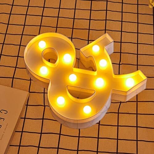 JANDEI - LED-cijfers en letters, met warm wit licht voor decoratie en sfeer, lichtgevende hart-nachtverlichting voor naast het bed, verjaardagen, bruiloften, etalages. Op batterijen (&)