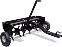 Wiltec Scarificateur tracté – 1340 x 1000 x 370 mm – Largeur de travail 90 cm – Profondeur de travail 7,6 cm – pour Tracteur-tondeuse autoportée ATV – Démousseur Émousseur Aérateur de gazon