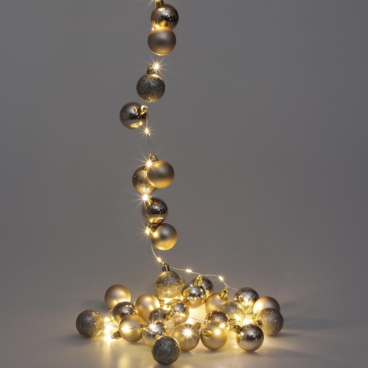 Casaria Kerstverlichting ballen 40-LED - Champagne - 2m
