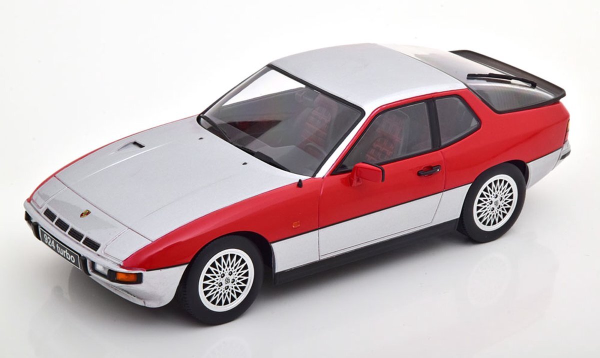 Kk Scale Models 924 Turbo 1986 Zilver / Rood 1-18 KK-Scale