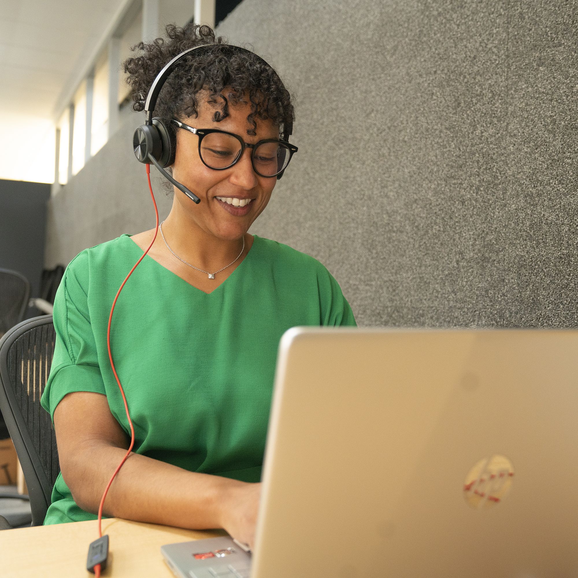 HP Poly Poly Blackwire 8225 Microsoft Teams Certified USB-C Headset - Black