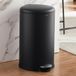 CASABEL Poubelle de cuisine ronde 30l, acier inoxydable, fermeture douce, noir