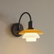 Louis Poulsen Lampe murale PH 2/2 saillie 32 cm ambre/blanc