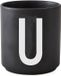 Design Letters tasse noir avec lettre U