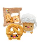 Joy Toy - Yummies Together Brezel en bier - 2 pluche 15 cm in Take Away pluche tas 21 x 21 cm