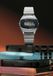 Timex Q Timex 1975 Ssq Digital Reissue Quartz Montre Numérique Boîtier Argenté Fabriqué En 100% Acier Inoxydable Et Un Bracelet En 100% Acier Inoxydable 38 TW2Y06100AJ