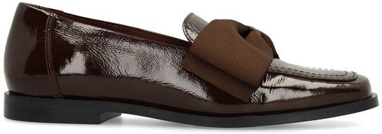 Manfield - Dames - Bruine lakleren loafers met strik - Maat 40