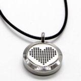 Zen'Arôme CA-COL-hart aromatherapie etherische olie sieraden diffuser ketting leer en medaillon roestvrij staal met motief "Hart Pixel" – incl. 5 kleurrijke geurbladen – Zen'Aroma, chroom