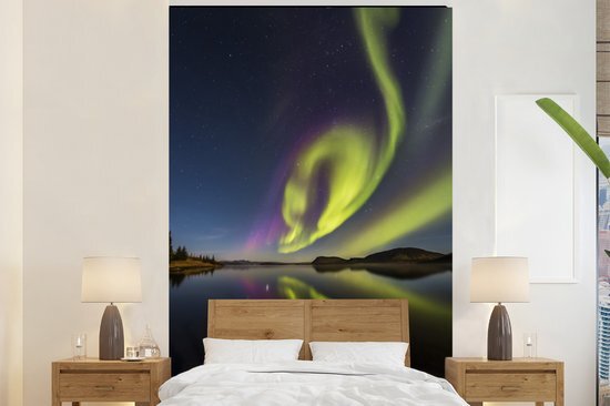 Nr1Wallpaper Behang - Fotobehang Aurora - Zweden - Paars - Breedte 225 cm x hoogte 350 cm