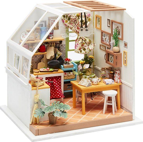 Creotime DIY Miniatuur Kitchenroom Knutselset - 21 x 19 cm - Multicolor