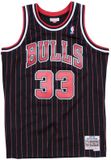 Mitchell & Ness Swingman Jersey - Scottie Pippen - Chicago Bulls - '95 - '96 - Alternate