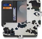 B2Ctelecom Samsung Galaxy S26 FE Book Case Koeienvlekken
