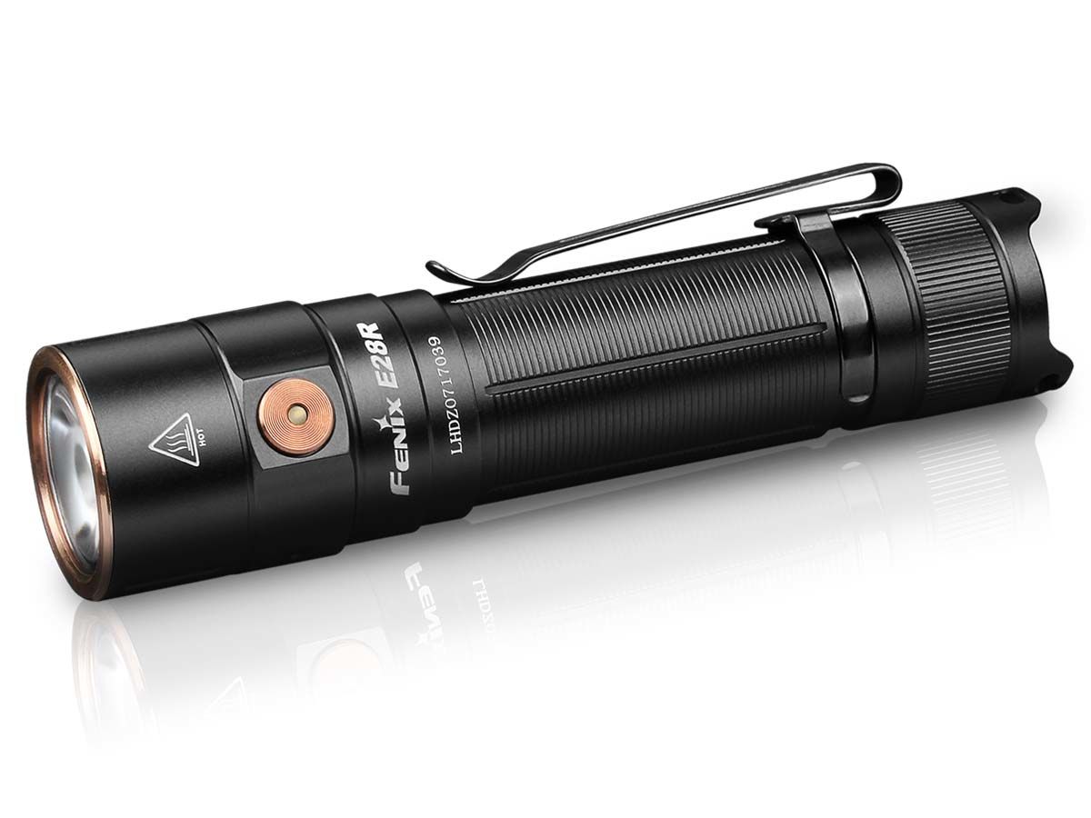 Fenix E28R Zaklamp - Zwart - LED - Oplaadbaar