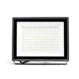 VoltShine Zwarte LED-spots, 100 W, met gegoten ontwerp, ideaal voor het verlichten van grote ruimtes met hoge efficiëntie en duurzaamheid. Perfect voor binnen en buiten.