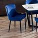 Julian Bowen set van 2 luxe fluwelen eetkamerstoelen - blauw