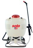 SOLO 425 4-Gallon Professionele Zuiger Rugzakspuit, Breed Drukbereik tot 90 psi