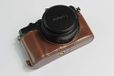 Zakao DC-LX100 II Case, PU Lederen Half Bottom Opening Versie Holster Camera Case Met Handriem Beschermhoes Tas Case voor Panasonic Lumix DC-LX100 II (Café)