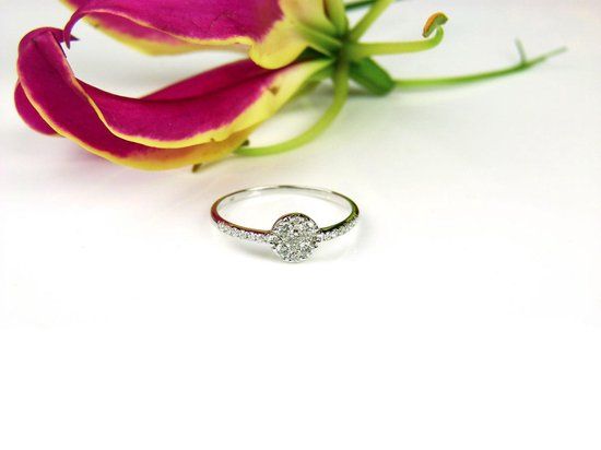 Witgouden ring met diamant - 18 karaat - 0.21 CD - Maat 56