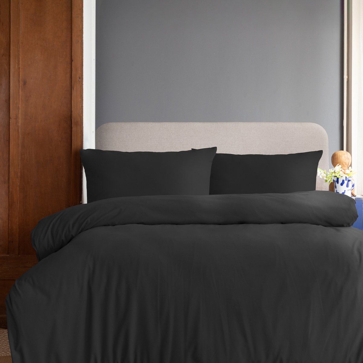 Komfortec Premium Dekbedovertrek 155x220 cm + 2x Kussensloop 40x80 cm - Zwart