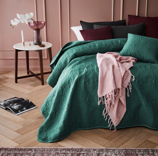 Room99 Leila Bureaubed 240x260cm - Stijlvolle Groene Plaid