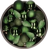 Decoris Kaemingk B.V. Kerstballen en dennenappels ornamenten - 32x st - donkergroen - kunststof - 6, 8 en 10 cm
