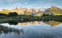 KOMAR Allgäu Spiegel Vlies Fotobehang 450x280cm 9-banen