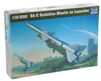 Trumpeter 00206 SA-2 Guideline Missile met Lanceerinrichting - Sovjet Luchtafweerraket Plastic - 1:35 - Modelbouw