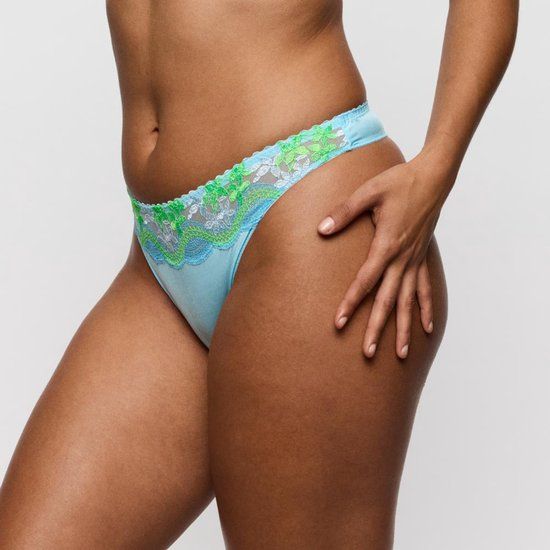 PrimaDonna Cala Luna String 0663540 Ice Dream - maat 40