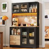 OKWISH Keukenkast – Hoge Kast Met LED En Stekkerdoos – 110x40x178 cm – 4 Deuren Van Gehard Glas – Opbergruimte En Vitrine – MDF Zwart