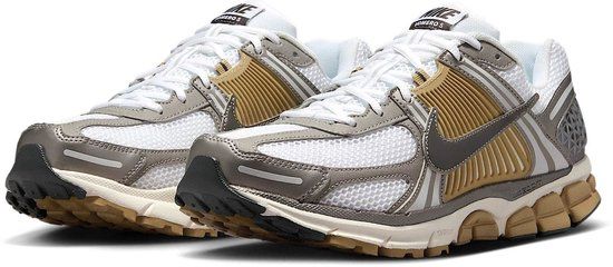 Nike Zoom Vomero 5 MS Sneakers Heren Wit/Grijs/Goud