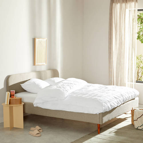 - bed Charlotte (180x200 cm)