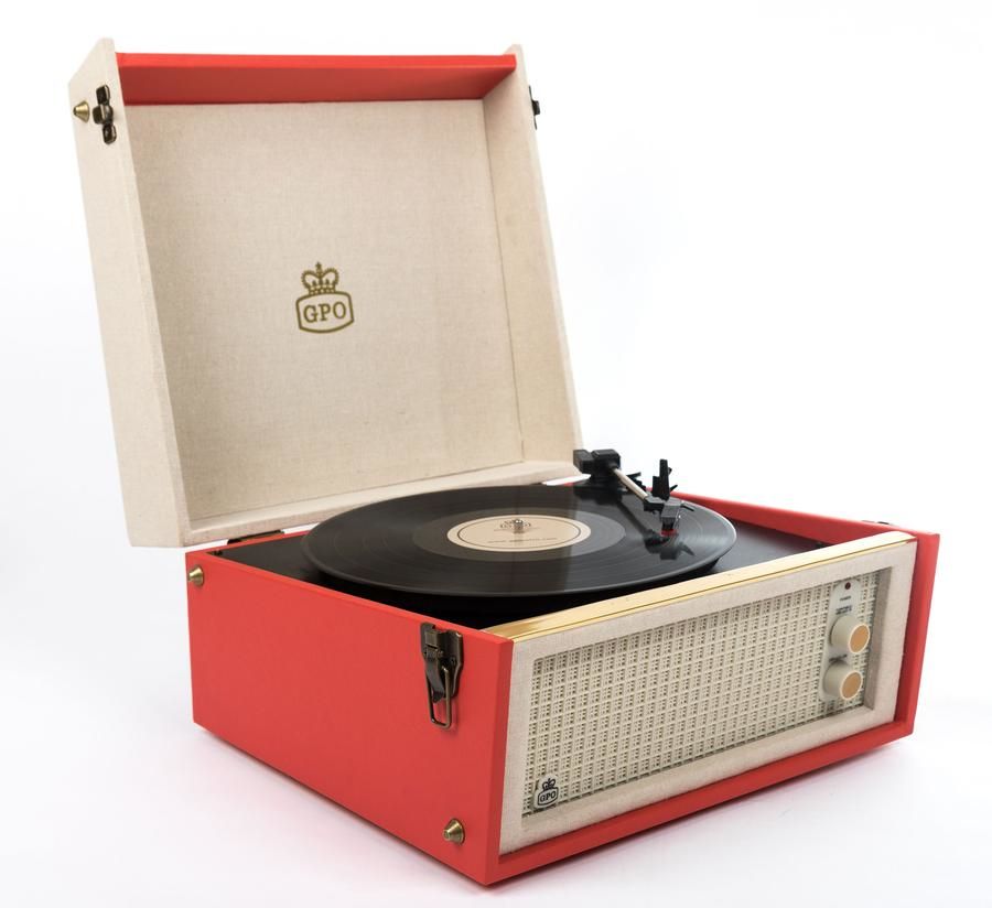 GPO Retro GPO BERMUDARED Kofferplatenspeler met ingebouwde speakers, rood